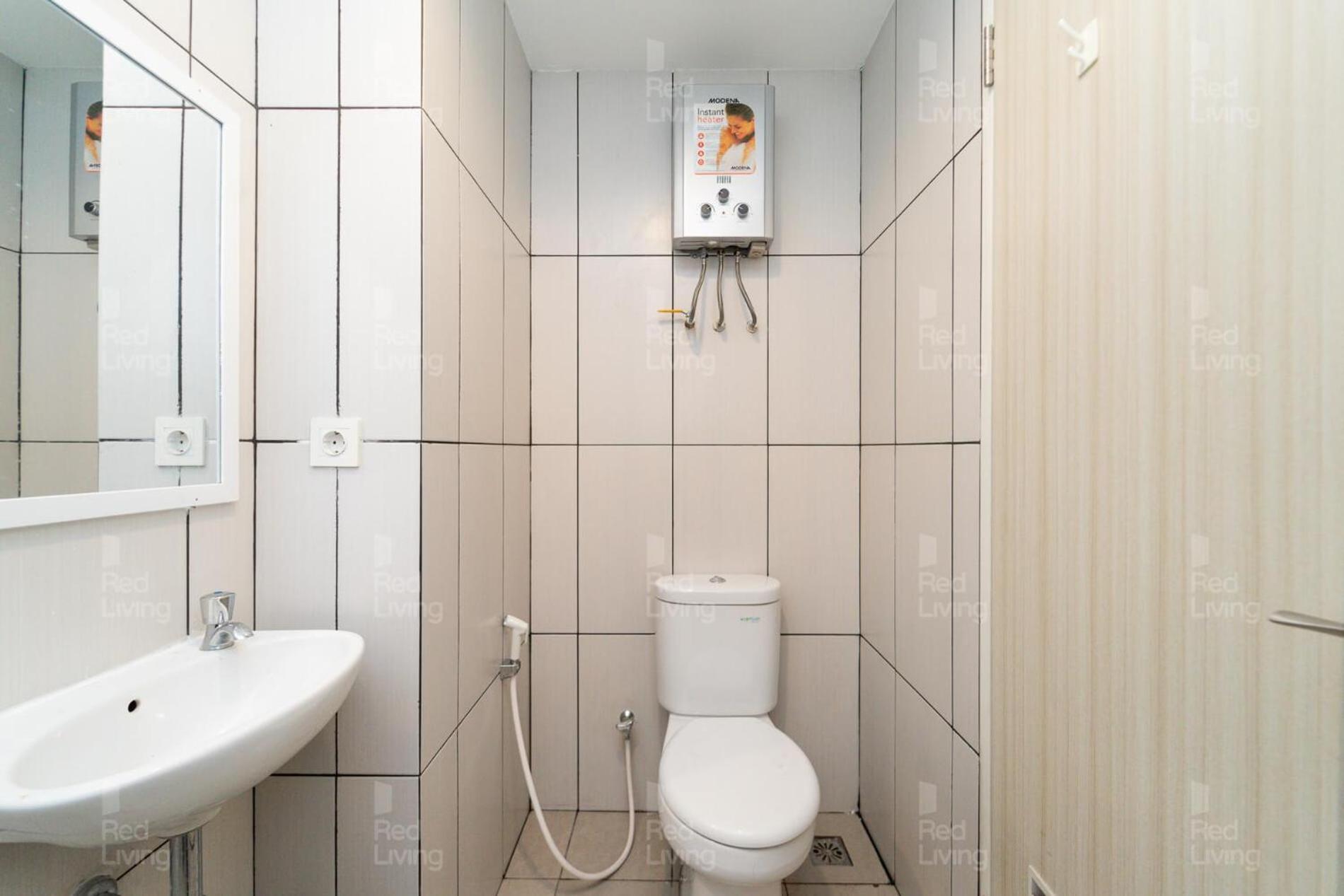 Redliving Grand Kamala Lagoon-asl Apartemen *